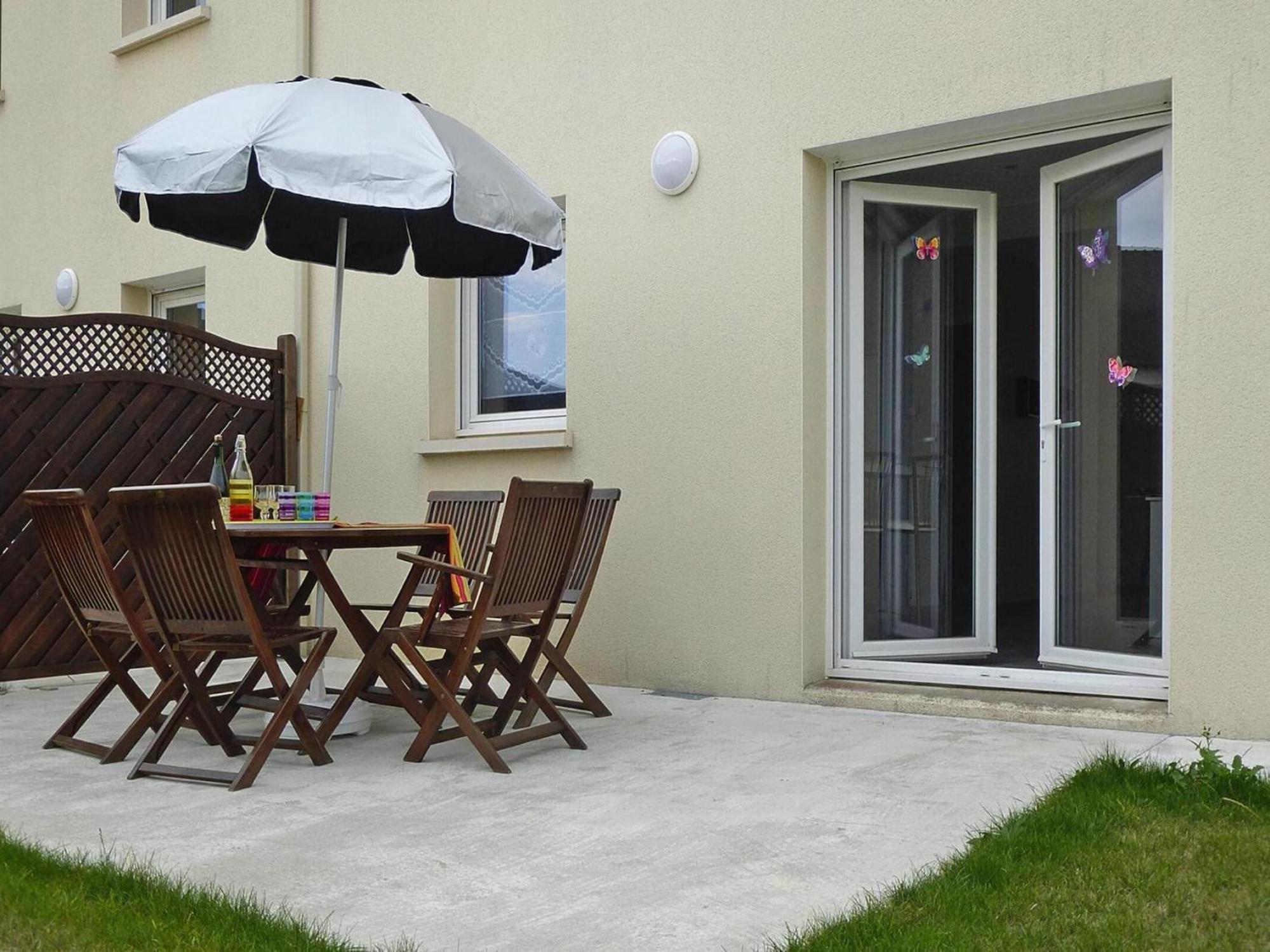 Modern Semi Detached House With Terrace Saint Quay Portrieux Villa Exterior photo